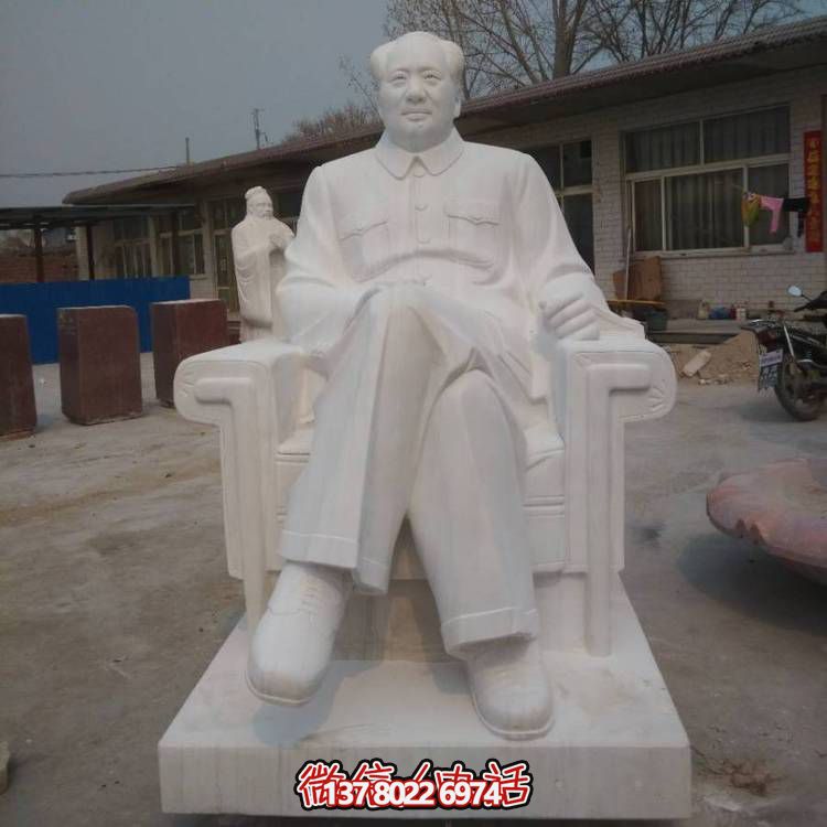 漢白玉石雕毛主席雕塑——走進(jìn)中國(guó)景區(qū)，欣賞傳統(tǒng)美術(shù)