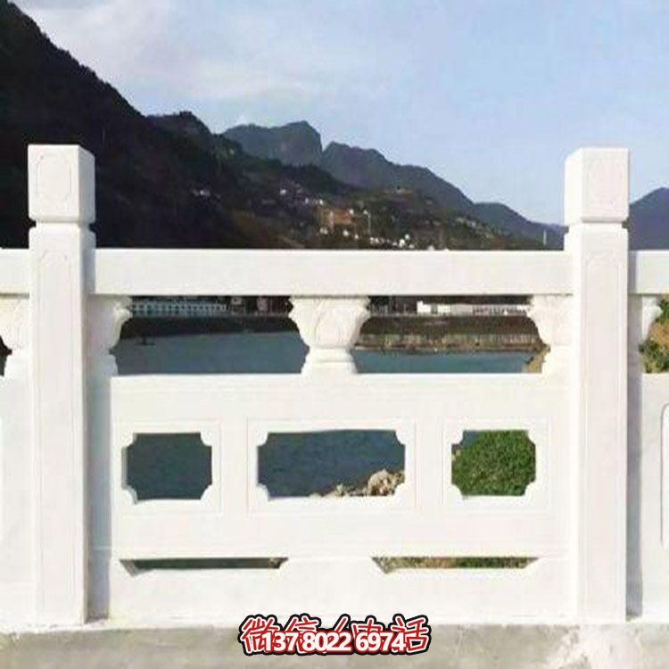 大理石雕刻石欄桿，美輪美奐，護佑家園