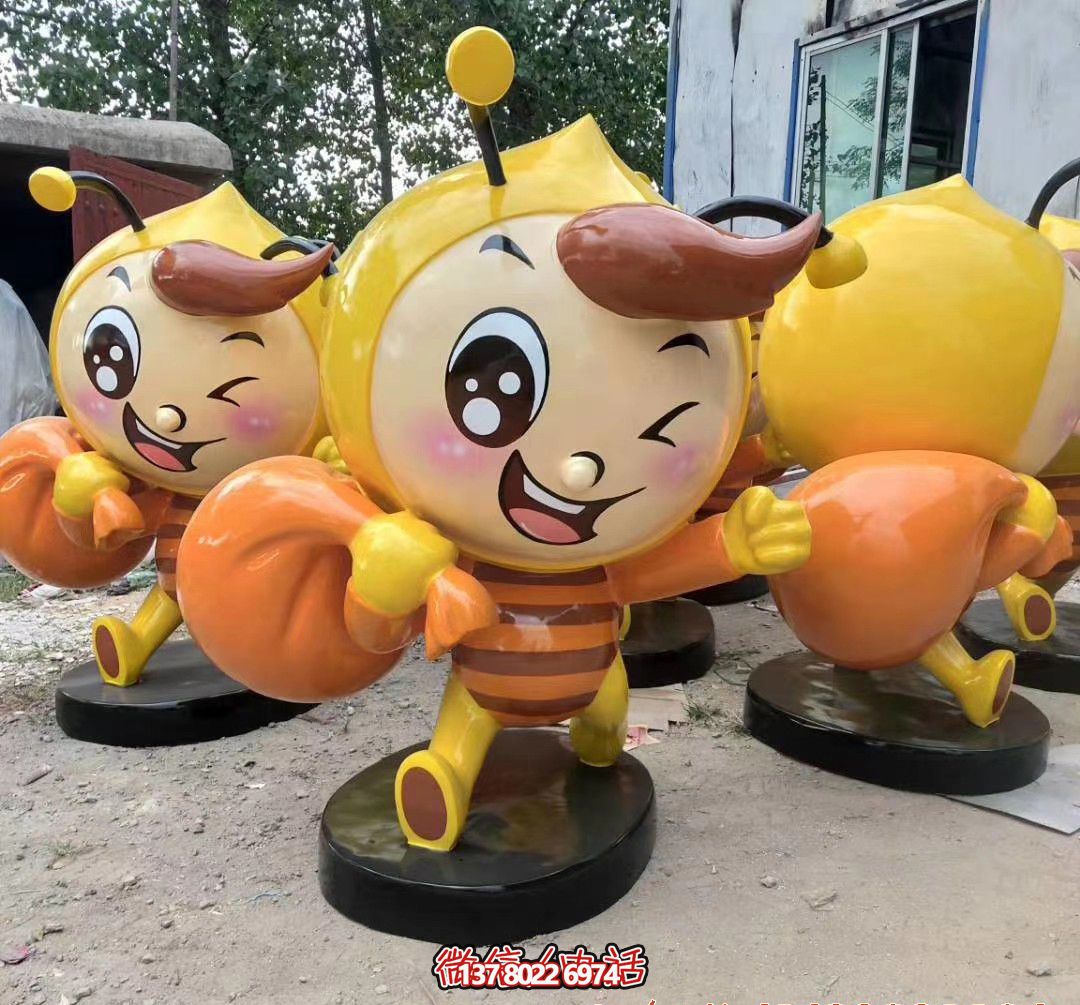 仿真蜜蜂雕塑背包,輕便玻璃鋼裝飾小區(qū)、景區(qū)和草坪 仿真蜜蜂雕塑背包,輕便玻璃鋼裝飾小區(qū)、景區(qū)和草坪