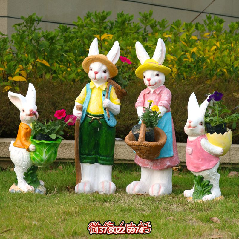 戶外幼兒園仿真動(dòng)物一家四口玻璃鋼兔子雕塑 戶外幼兒園仿真動(dòng)物一家四口玻璃鋼兔子雕塑