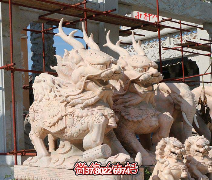 晚霞紅石雕浮雕神獸戶外園林麒麟雕塑 晚霞紅石雕浮雕神獸戶外園林麒麟雕塑